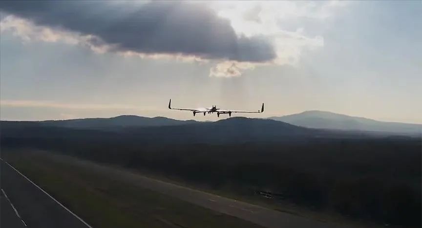 “旗手”（Bayraktar）垂直起降无人机DIHA完成海拔8000英尺的飞行测试