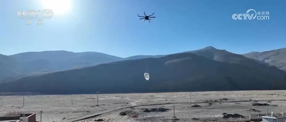 “巅峰使命”珠峰科考首次利用无人机采集大气样本